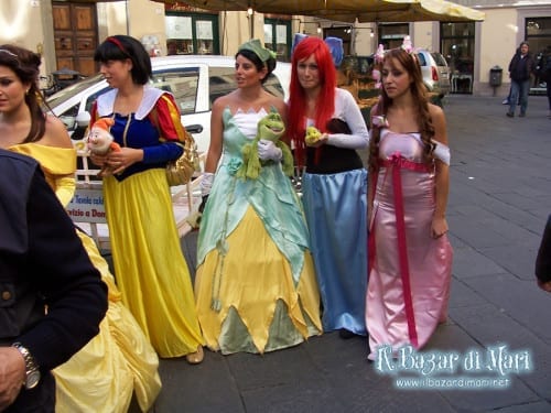 Biancaneve, Tiana, Ariel e Giselle ("Film Disney")